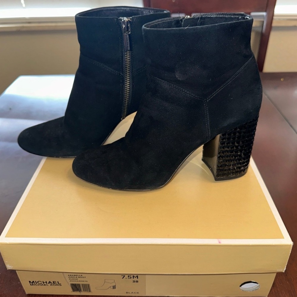 Michael kors Arabella ankle boot 7.5